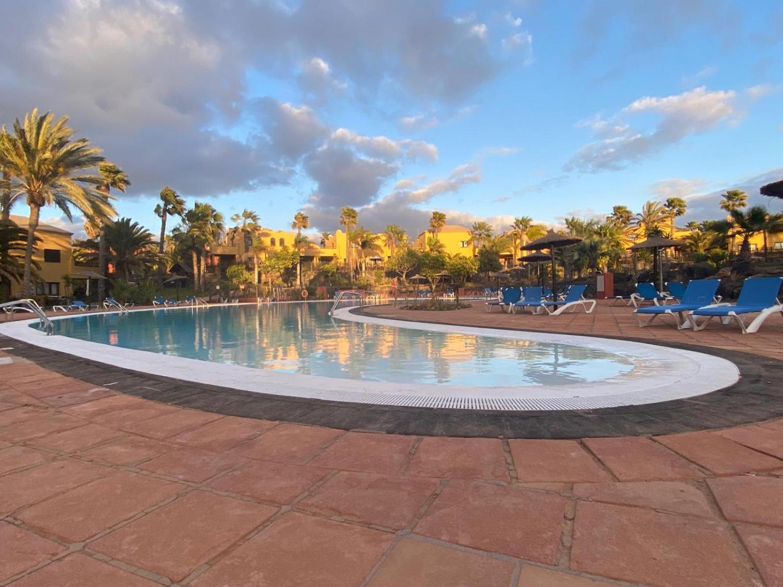 Adamsurfcom Lägenhet Corralejo Exteriör bild